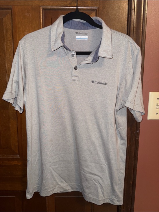 Columbia Other - Columbia Men's Light Gray Short-Sleeve Polo